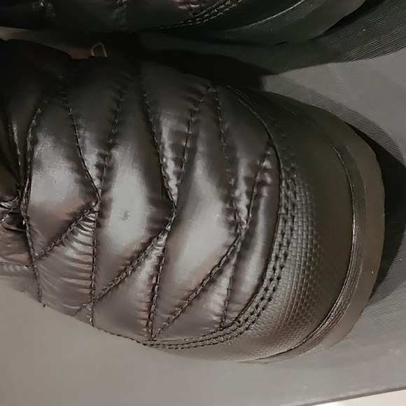 Reduced $ The North Face Boots - Picture 14 of 14
